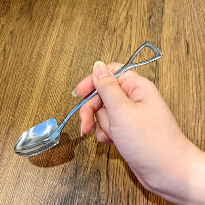 楽天市場】【メール便送料無料】 スプーン スコップ フォーク おしゃれ かわいい 大 ステンレス シルバー プレゼント ギフト 子供 キッズ シャベル カレー用 炒飯 チャーハン おもしろ 雑貨 グッズ シャベルスプーン シャベルカトラリー (Lサイズ) 【あす楽対応 ... 楽天市場】【メール便送料無料】 スプーン スコップ フォーク おしゃれ かわいい 大 ステンレス シルバー プレゼント ギフト 子供 キッズ シャベル カレー用 炒飯 チャーハン おもしろ 雑貨 グッズ シャベルスプーン シャベルカトラリー (Lサイズ) 【あす楽対応 ...