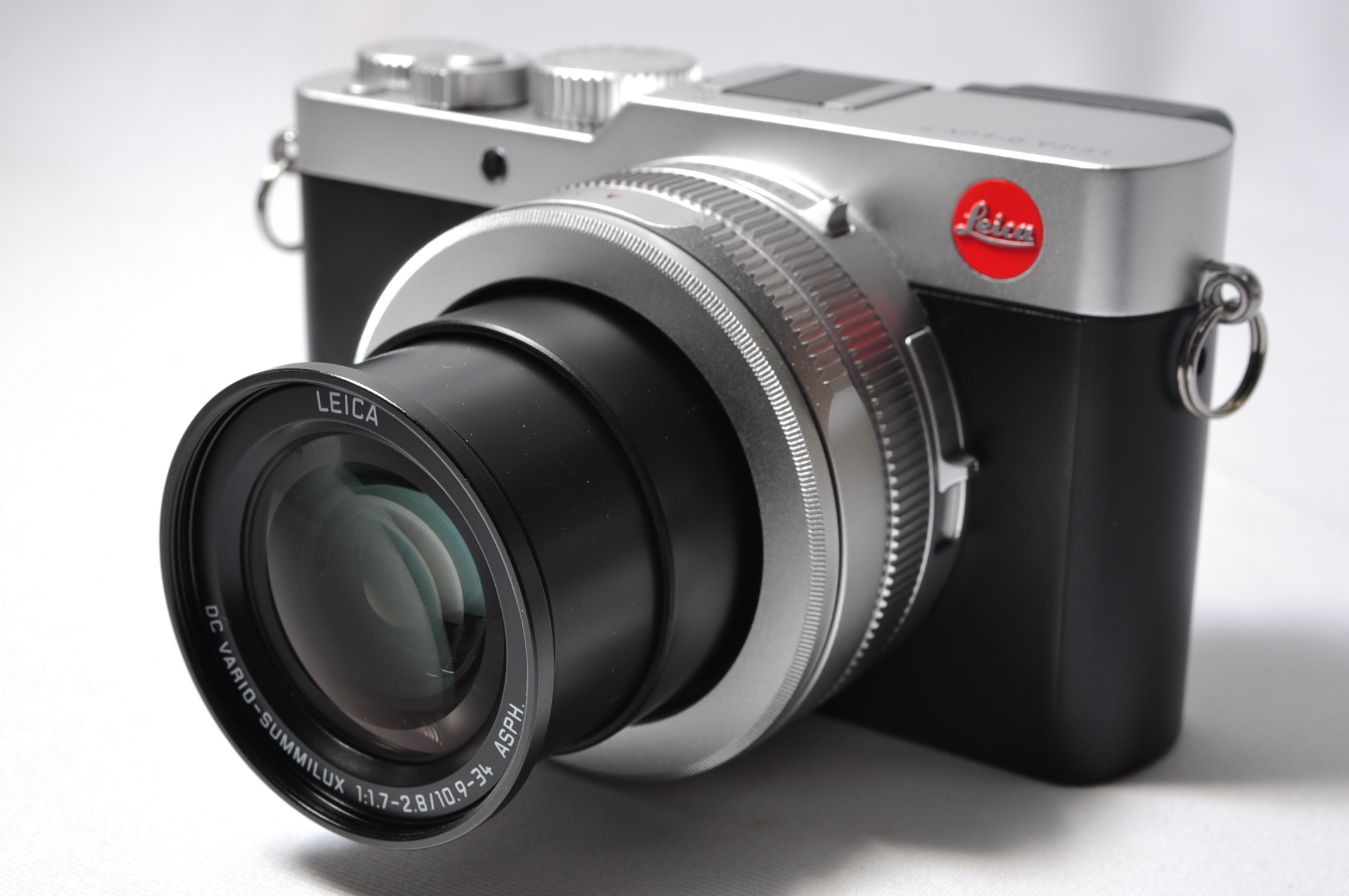 【新規店オープン記念最大2000円オフクーポン配布中】【中古】 Leica ライカ D-LUX7 大型センサー搭載デジタルカメラ SDカード付き  １ヶ月保証 カメラのヒデヨシ 