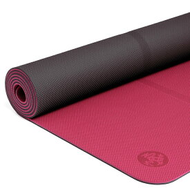 マンドゥカ ヨガマット 日本正規品 ビギン 5mm Manduka BEGIN yogamat │《6か月保証》 TPE (61×172cm) 軽量 おすすめ 人気 ヨガ マット 折りたたみ 持ち運び 持ちはこび トラベル トラベルマット 24SS 期間限定 セール 「MR」 [ST-MA]001 RVPA