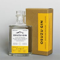 【尾鈴山蒸留所】 OSUZU GIN Kumquat（金柑） ジン 200ml【百年の孤独の蔵元黒木本店の別蔵】 尾鈴山　 […