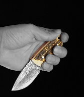 ダマスカス鋼 フルタング ナイフ 小型 アウトドアナイフ レジンハンドル 本革シース付き ハンドメイド 直…