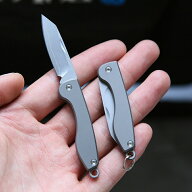 ダマスカス鋼 チタン合金 ミニ折りたたみナイフ キーホルダー EDC 超軽量 コンパクト ポケットナイフ 開…