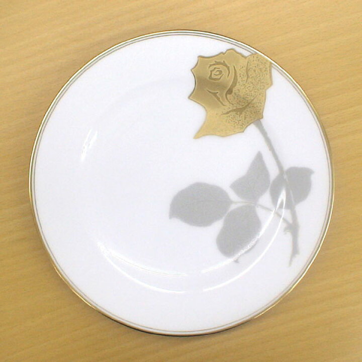 楽天市場】皇室御用達 大倉陶園 日本製 金蝕バラ ケーキ皿 20cm 