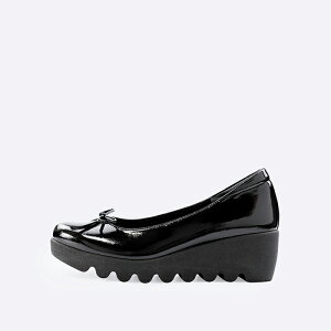 yzqYAFj[ yi HILLS AVENUE { Made in Japan EF[u\[ pvX EGbW\[ ɂȂ _炩  tH[} fB[XC