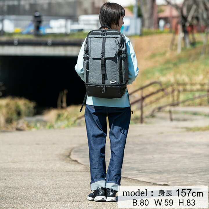 97円 爆買い送料無料 オークリー バックパック Essential Two Days Pack 4 0 Fos 02e