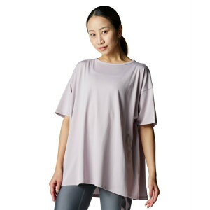 A_[A[}[ TVc  fB[X UA TECH TUCK T-SHIRT 6001367-009 UNDER ARMOUR