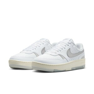 iCL Xj[J[ fB[X 25SU K}tH[X HQ1674-100 NIKE run