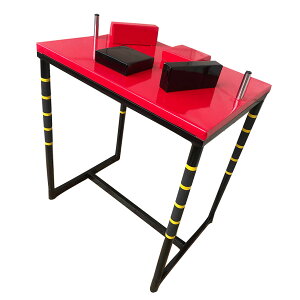 WA[XO\Aog\XOAvtFbViQ[ro}V Red and black