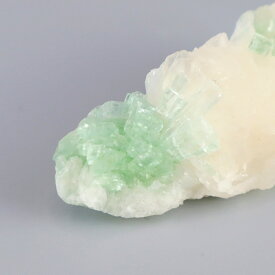 【一点物】グリーンアポフィライト（魚眼石）/インド産