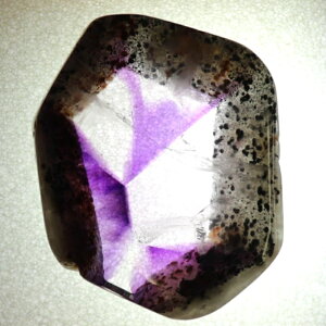 トラピッチェアメジスト / マダガスカル産 天然石 鉱物 鉱物標本 標本 一点物 原石 パワーストーン コレクション 守護石 お守り