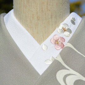 紅白梅☆刺繍　半衿　ひめ吉オリジナル☆シンプルデザイン☆「配送について」をお読みください