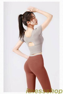 f tBbglXEFA X|[cEFA   KMX Kpc gbvX ̌^Jo[ KZbg ㉺Zbg