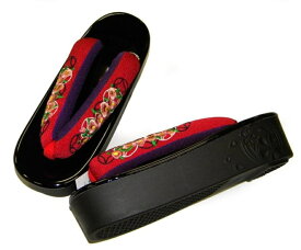 振袖 袴用草履 厚底 ハイソール草履 刺繍鼻緒 黒 ウレタンソフト鼻緒 高ヒール5.5cm こっぽり型　フリーサイズ