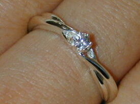 送料無料（郵送） 【小さな立爪 エレガント リング】2.5mmアイオライト・ロンドンブルートパーズ・ハート＆アローCZ