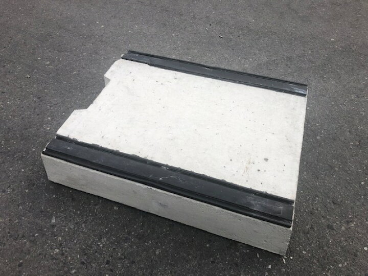 楽天市場】コンクリート蓋（VS300用アート模様付）ゴム付き 400×500×95 