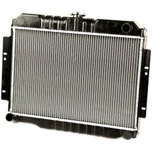 �yUSA�݌ɂ���z Omix Radiator 2 Row- 74�N-80�N �W�[�v CJ 6/8 Cylinder omi17101.07 HD�X
