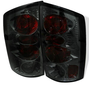 yUSA݌ɂz Spyder Dodge Ram 02N-06N 1500/Ram 2500/3500 03N-06N Euro Style e[Cg X[N ALT-YD-DRAM02-SM spy5002600 HDX