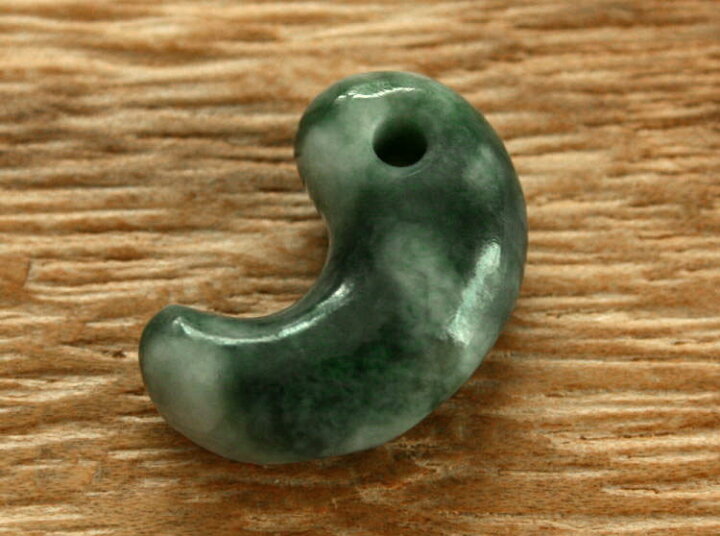 楽天市場】糸魚川産蛇紋岩＆翡翠勾玉 SZ0658故知 作25mm*16mm*10mm 