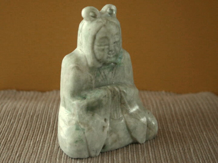 楽天市場】糸魚川翡翠奴奈川姫神像 C01349 翠雅 作 89mm*67mm*37mm 