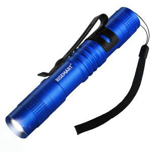 LED懐中電灯超軽量小型ペンライト120ルーメン高輝度XPEチップ搭載最大照射距離100m高演色防水アルミ合金製クリップ&ストラップ付き単四電池式防災グッズ作業灯アウトドアキャンプ釣り登…