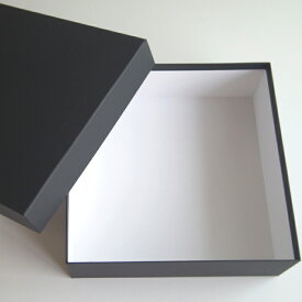 スクエアのギフトボックスLサイズ（ブラック）直径約23.5cm・高さ約8cm【プレゼント用箱 四角い箱 黒い箱】内側用ラッピングペーパー付