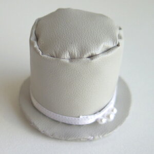 シルクハット 完成品 (レザー調ベージュグレー)サイズオーダー品 ドール用 人形用 ウェルカムドール用 マスコット用 装飾 小物 結婚式 披露宴 ウェディング