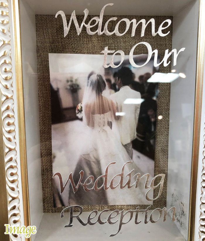 ウェルカムボード用シール 銀色（シルバー）の文字・筆記体1枚<BR>「Welcome to Our Wedding Reception」<BR>結婚式 花嫁DIY ウェディング レセプション 手作りキット