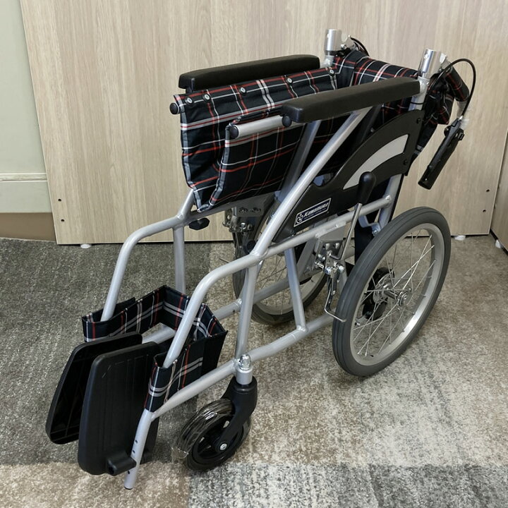 楽天市場】☆【新古品】K-37 カワムラサイクル 標準型介助式車いす 