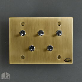 真鍮色トグルスイッチ J（5口2列型）ゴールド 3路式（片切対応）鉄製 アイアン ブラス調 スイッチプレート 照明器具 リビング 玄関 トイレ おしゃれ かっこいい インダストリアル レトロフューチャー 日本製 国産 メーカー直販