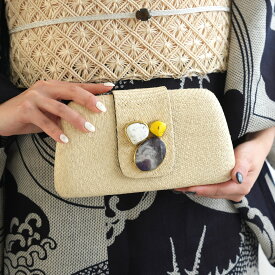 【utatane ファインラフィア ランダムストーン　クラッチバッグ ショルダーチェーン 単品】クラッチバッグ　パーティーバッグ　ミニバッグ ハンドメイド 天然素材 ボヘミアン ミッドセンチュリー フラワームーブメント 春 夏 カジュアル 浴衣 着物