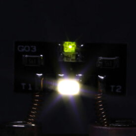 Nゲージ光り分けライト基板 ヘッドライト 白色+標識灯 緑色 [G-04]](JAN：4573493790049)