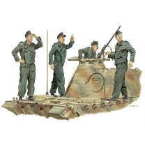 楽天市場】1／35 ドイツ 戦車兵の通販