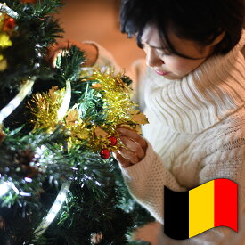 【本場ベルギー産】高級ロープライト10m。LEDイルミネーションの聖地ベルギーで生まれた高級シューティングロープライト。巻くだけ簡単設置、10mだから180cmの巨大クリスマスツリーでも対応。リモコン付、点灯パターンは10種類、防水 屋外 野外 照明