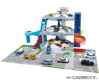 トミカぐるぐるシュート!!DXトミカパーキング送料無料男の子向け車のおもちゃカートイおもちゃタカラトミー【DC】クリスマスプレゼントギフト人気おもちゃトミカミニカー立体駐車場遊びトミカタウン迫力出庫あそび