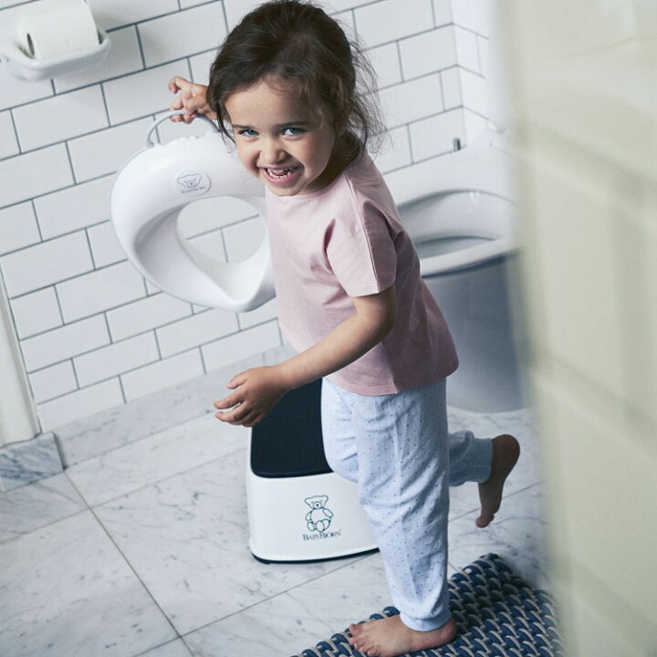 女性が喜ぶ トイレトレーニングシート ベビービョルン D B Materialworldblog Com