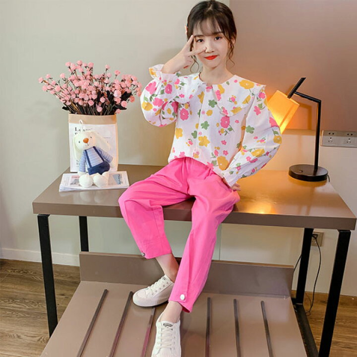 子供上下セット 花柄トップスとパンツの上下セット 花柄 サマー上下セット サルエルパンツ 花柄パンツ 子どもセットアップ 韓国子供服 水色 グリーン  ピンク 子ども 90ｃｍ- 130ｃｍ | okamuraya 幼児 セット 韓国風 子供用 キッズ服 花柄 カジュアル 子供 おしゃれ 入学式 卒業式 花柄 上下セット スウェット 子供服 スー