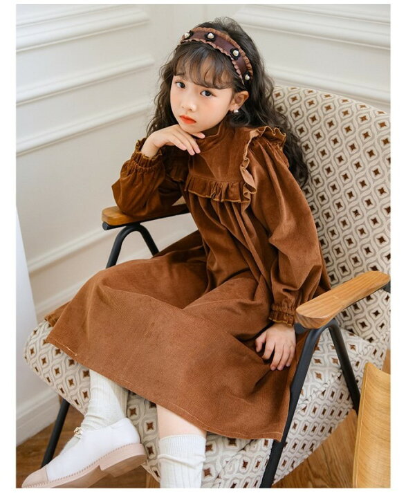 楽天市場 韓国子供服 ワンピース 森ガール 無地 ロング丈 女子 秋冬 おしゃれ コーデュロイワンピース お姫様ドレス 結婚式 お祝い 誕生日 お呼ばれ キッズ ガールズ 長袖 ワンピース 秋着 冬着 厚手 暖かい お出かけ 通学着 海外旅行 ブラウン 1cm 130cm 140cm 150cm