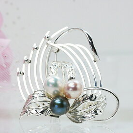 淡水パール3珠付ブローチ約8.4～8.9mm金具：メッキ