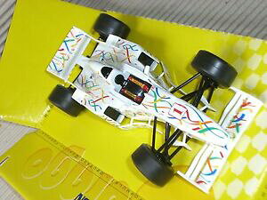 yzzr[@͌^ԁ@ԁ@[VOJ[ JbvtH[~RNVpocono cup 1 formule 1 collection blanccolore 124 bburago 450628000