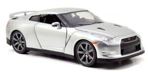 �y���������z�z�r�[�@�͌^�ԁ@�ԁ@���[�V���O�J�[ �L�����f�[�J�[���f��2009 nissan gtr35 candy argent fast amp; furious 7 124 voiture modele