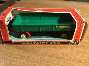 yzzr[@͌^ԁ@ԁ@[VOJ[ Be[Wg[[zC[vintage 1970 s boxed britains 8 roues remorque no 9558 jouet comme neuf