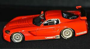 yzzr[@͌^ԁ@ԁ@[VOJ[ _bWoCp[RyeBVI[gA[gdodge viper competition 143 autoart refaa60420 tbe