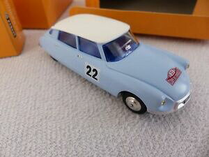 �y���������z�z�r�[�@�͌^�ԁ@�ԁ@���[�V���O�J�[ �V�g���G���}�[�S�b�gminialuxe citroen ds 19 les enquetes de margot a voir