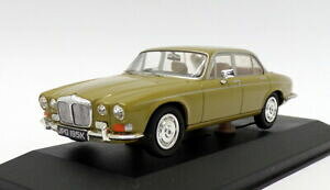 yzzr[@͌^ԁ@ԁ@[VOJ[ XP[_C[\uvanguards 143 scale va08804 daimler sovereign greensand