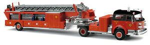 yzzr[@͌^ԁ@ԁ@[VOJ[ ubVfbusch 46019 lafrance leitertrailer, fire departement, h0 modele 187