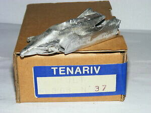 yzzr[@͌^ԁ@ԁ@[VOJ[ m[zCg^LbgtXOvtenariv 37 renault re30b 1982 french gp en metal blanc 143 kit
