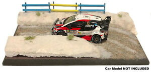 yzzr[@͌^ԁ@ԁ@[VOJ[ Xe[W[XP[fsnow road stade rallye echelle 143 handcrafted leger modele display base