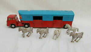 yzzr[@͌^ԁ@ԁ@[VOJ[ re[WT[JXxbhtH[h{bNXIvintage corgi major toys 1130 chipperfields circus bedford articulated horse box