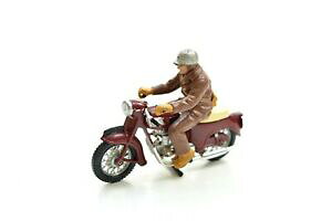 yzzr[@͌^ԁ@ԁ@[VOJ[ gCAtT_[o[hC_[britains 9686 triumph thunderbird avec rider