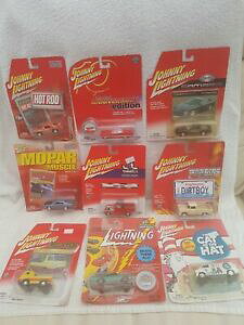 �y���������z�z�r�[�@�͌^�ԁ@�ԁ@���[�V���O�J�[ �W���j�[�X�P�[���J�[�hjohnny lightning echelle 164 x 9 vehicules sur cartes toutes differentes